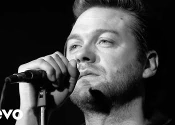 Goodbye Kiss Traduzione