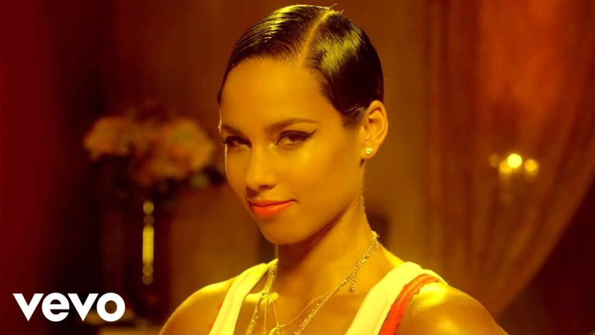 Girl On Fire Alicia Keys