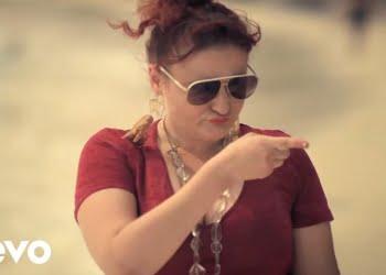 I Could Be The One Testo