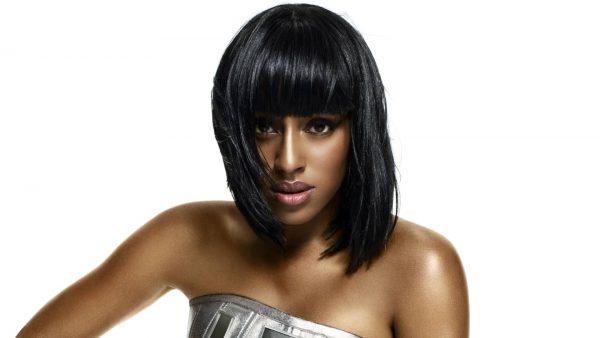 10 Cantanti Inglesi Crollati Al Secondo Album, Rivelatosi Un Flop! 5 Alexandra Burke