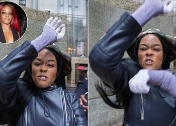 Omg! Azealia Banks Aggredisce Un Gruppo Di Fotografi A New York 5 329E127300000578 0 Image A 21 1459180981011
