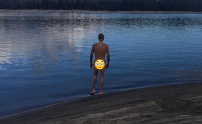 Feat-Justin-Bieber-Butt