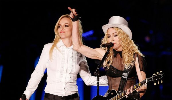 [Photo By Kevin Winter/Getty Images]