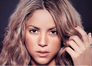 Shakira Sad Face Closeup And Black Background