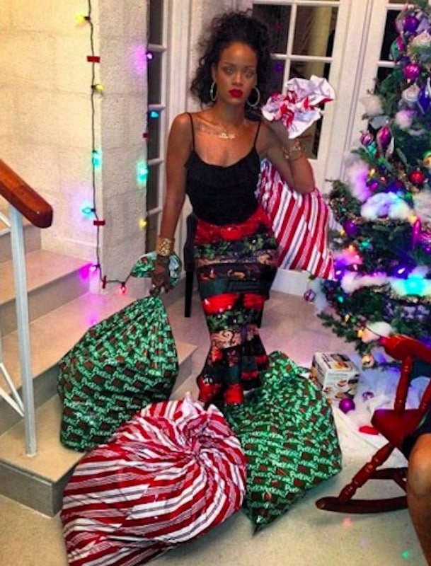 Look-Natalizio-Di-Rihanna