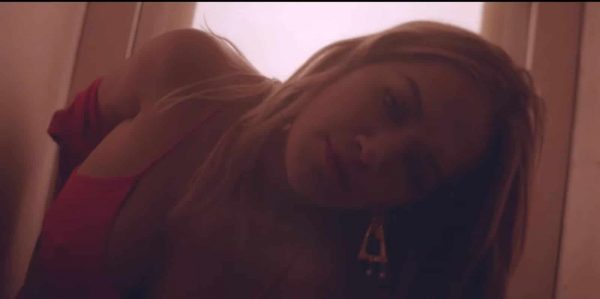 Lonely Together Traduzione Video