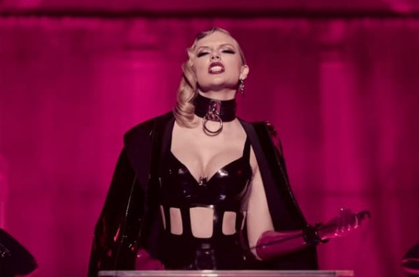 11 Taylor Swift Look What You Made Me Do Screenshot 2017 Billboard 1548 1