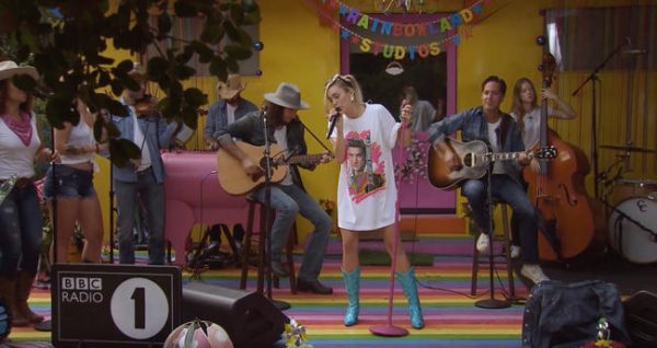 Miley Cyrus Live Lounge