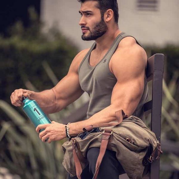 Hot Boyfriend Sam Asghari 170117 07