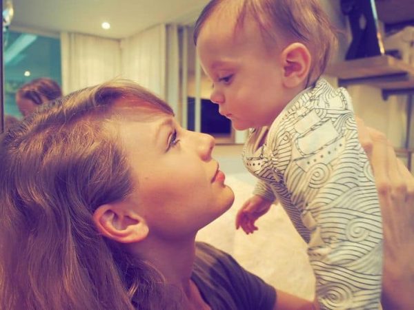 F9E3F9F90F395F04Ae5Fb6A15Bcaaa8D Baby Photos Jaime King