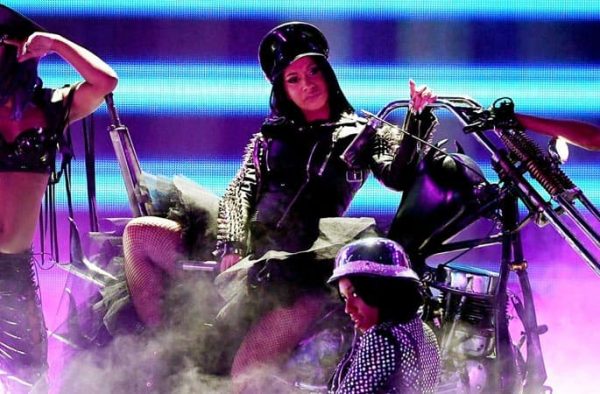 Cardi B Album Debutto