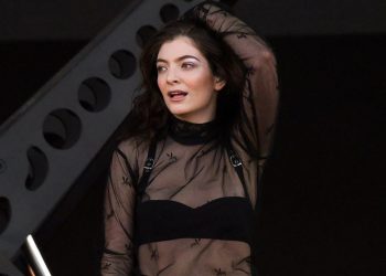 Gaffe Di Lorde Sulla Morte Di Whitney Houston. Chiede Scusa