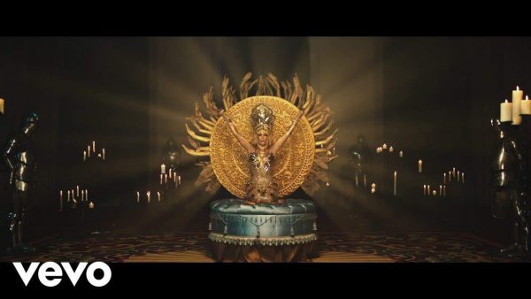 Jennifer Lopez El Anillo Video