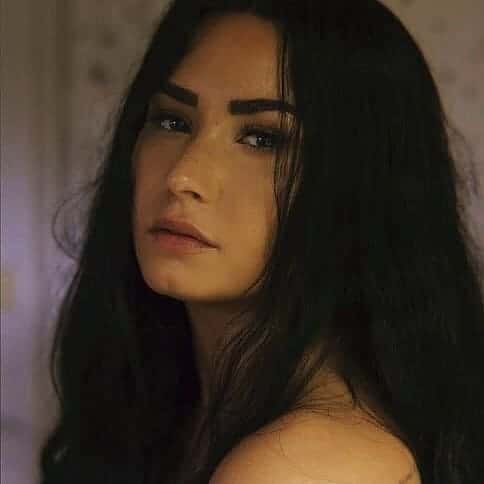 Demi Lovato – Sober