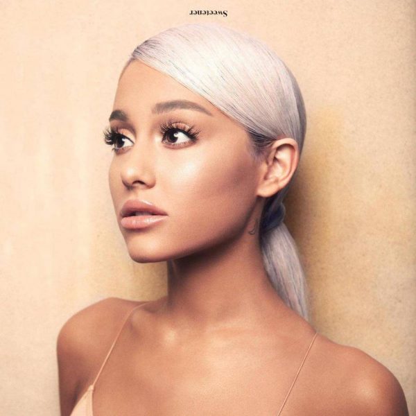 sweetener copertina album