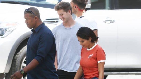 Caleb Stevens Und Selena Gomez