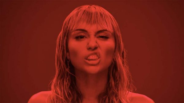 Miley Cyrus Censurata