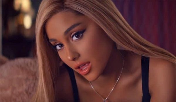 ariana grande capelli veri