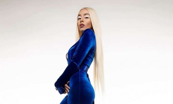 Ava Max Kings Queens