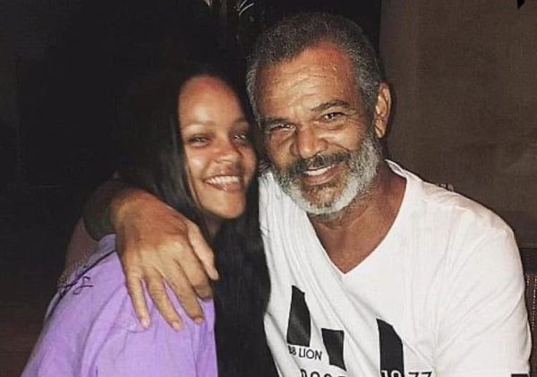 Padre Rihanna Coronavirus
