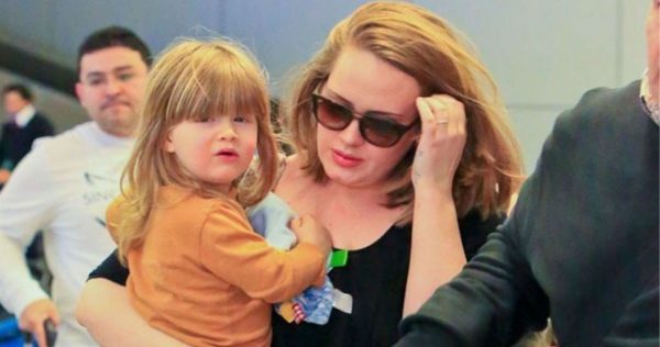 Festa Della Mamma: Da Beyoncé A Madonna, Le Foto Delle Cantanti Mamme. 12 Adele Angelo Figlio