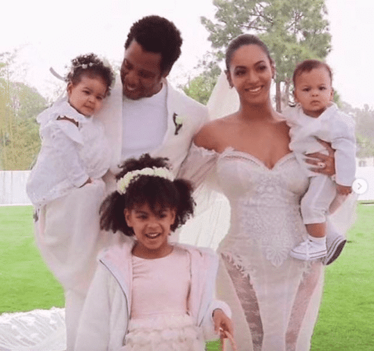 Festa Della Mamma: Da Beyoncé A Madonna, Le Foto Delle Cantanti Mamme. 1 Beyonce Mamma
