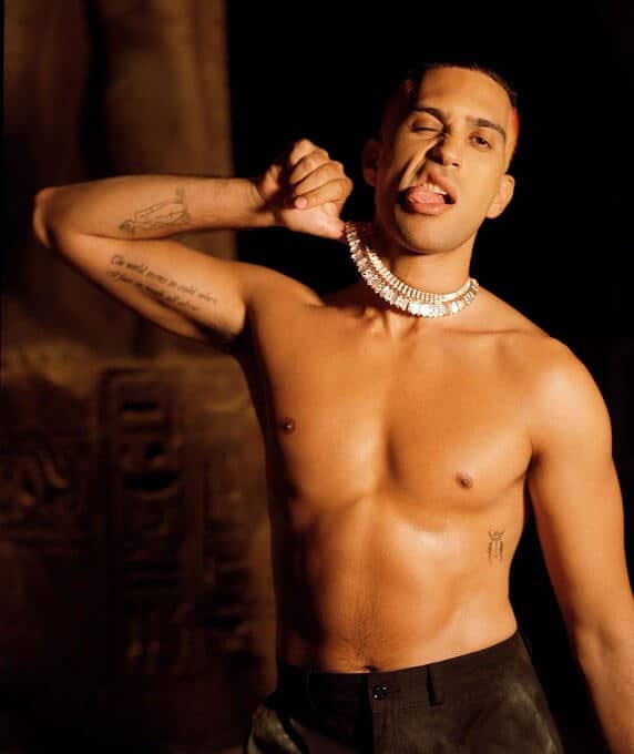 Mahmood Nudo Dorado