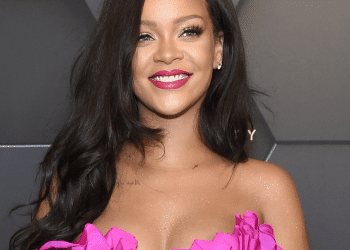 Rihanna Fenty Beauty Al Posto Della Musica