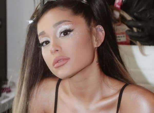 Ariana Grande: Svelate Le Date D'Uscita Di Singolo Ed Album, Si Chiamerà Positions. 2 Ariana Grande Ag Ottobre