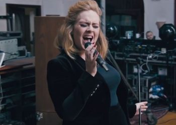 Adele: Un Batterista Ha Lavorato Con  Lei, “La Sua Voce Mi Ha Fatto Venire I Brividi”