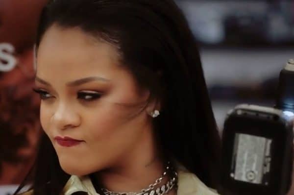 Rihanna: Belissima Per Il Nuovo Spot Pubblicità Per Fenty Skin 1 Fenty Skin