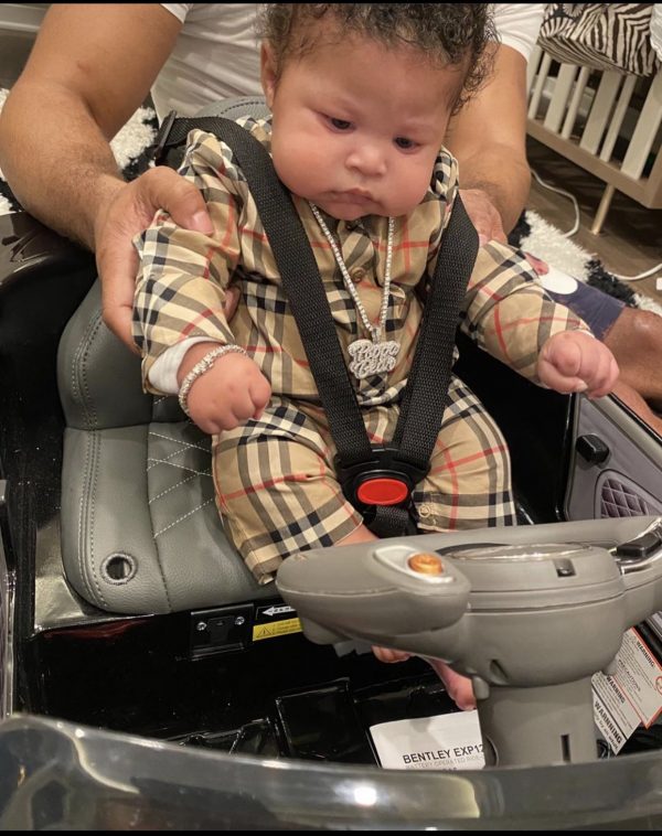 Nicki Minaj Ecco Le Foto Di Suo Figlio Bebé Appena Nato 3 Papabear1