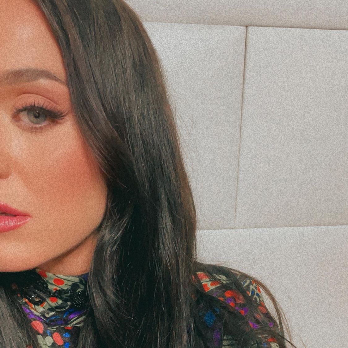 katy perry capelli neri