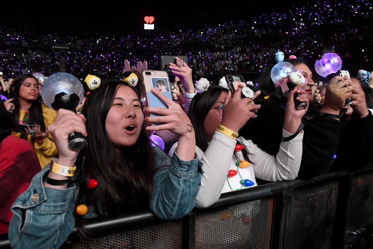 BTS fans grammys