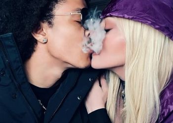 Madonna E Williams: Fumano Una Canna Come Adolescenti Sui Social.