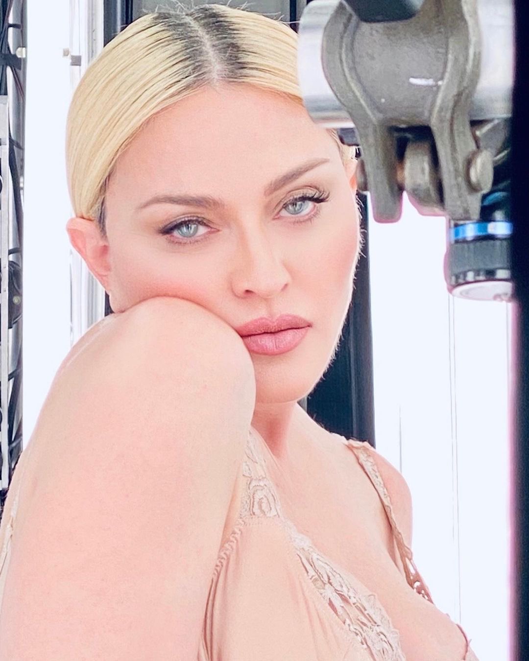 madonna eterea bellezza