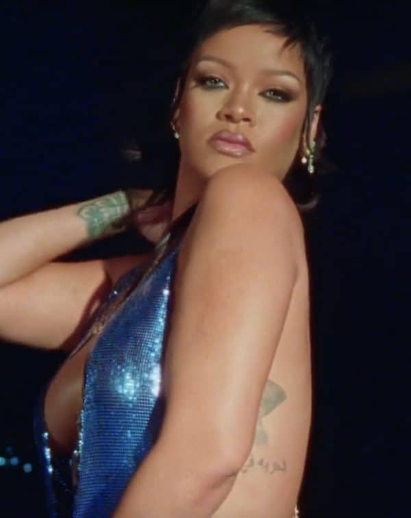Rihanna É Sexy Nel Vol 3 Di Savage X Fenty, Ma Non C'É Musica. 1 Rihanna Savage X Fenty Vol 3
