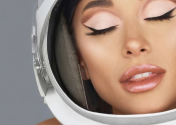 Ariana Grande Magrissima