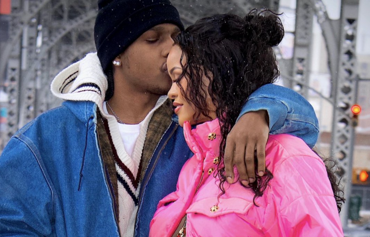 Rihanna É Di Nuovo Incinta, Arriva La Conferma Ufficiale. 2 Rihanna Incinta Mamma Pancione
