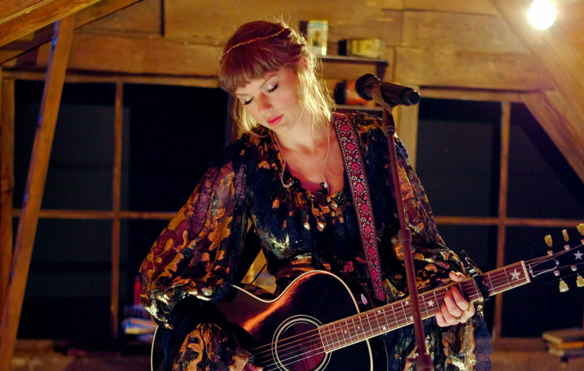 Taylor Swift Premiata Come Artista Del Decennio A Nashville 1 Taylor Swift Nashville