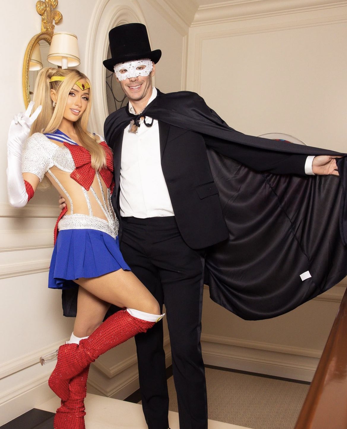 Costumi Halloween 2022 Dei Cantanti, Ecco I Più Originali. 7 Paris Hilton