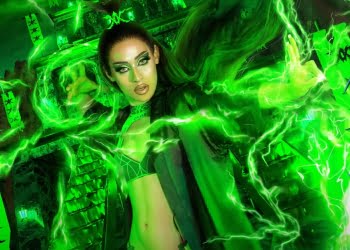 Kaleidoscopica Traduzione