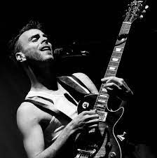 Love It Or Leave It Asaf Avidan Traduzione Testo Significato 1 Love It Or Leave It Traduzione
