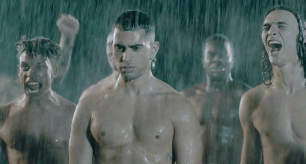 Mahmood Ringrazia I Fans E Dice Basta, Si Prende Una Pausa. 1 Mahmood Pausa Musica1