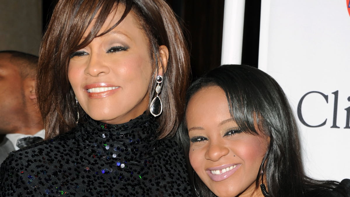 La Storia Sulla Triste Morte Di Bobbi Kristina Brown, Aveva Solo 22 Anni. 1 Bobbi