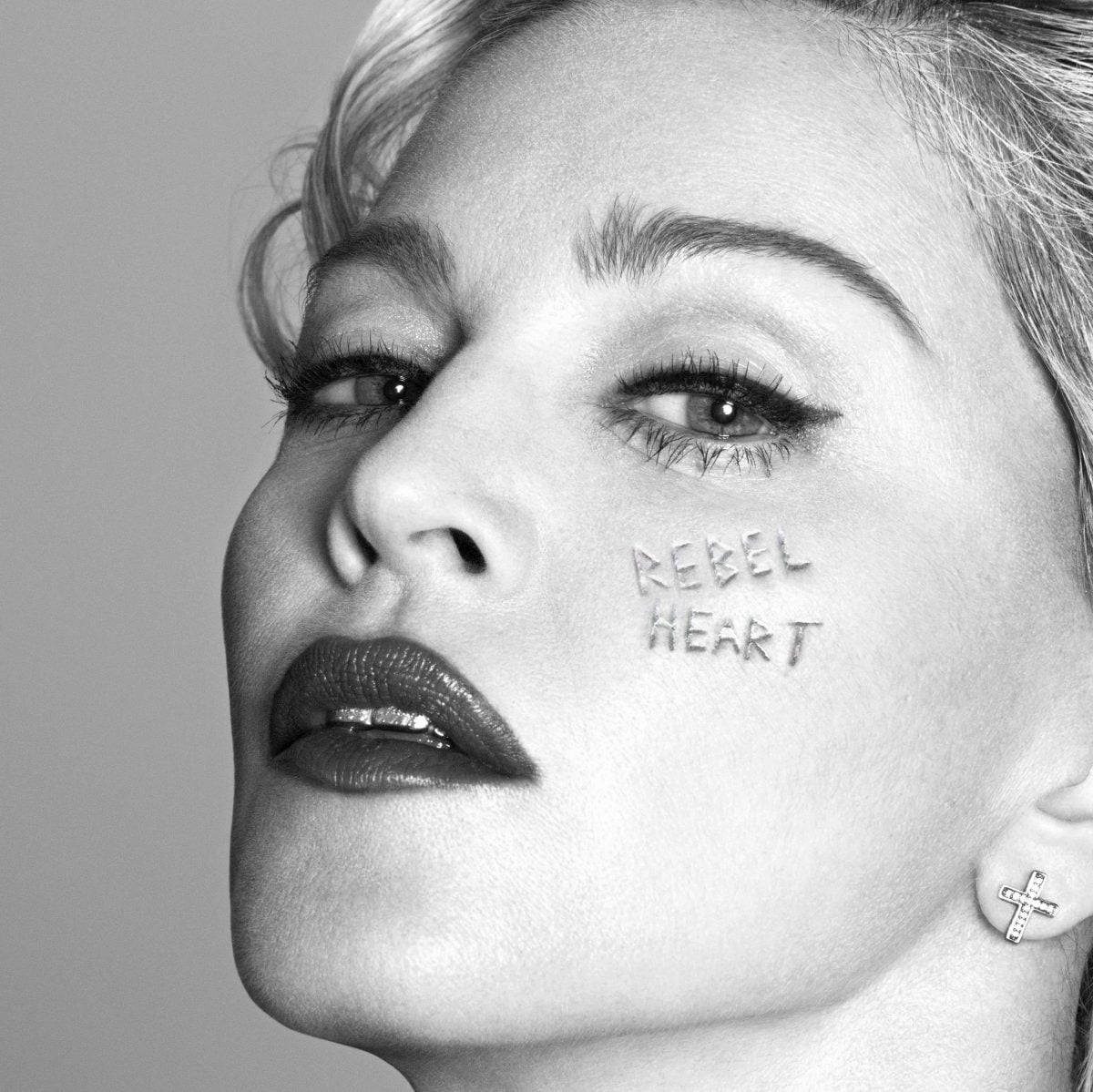 Che Fine Ha Fatto L'Hacker Che Ha Leakkato Rebel Heart Di Madonna? 1 Rebel Heart Hacker