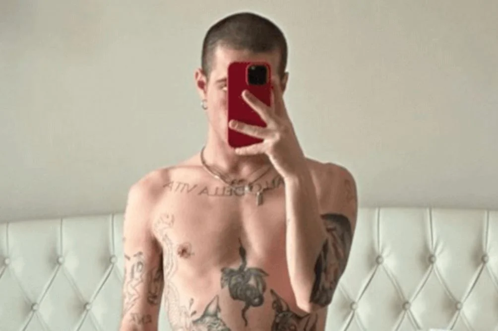 Damiano Dei Maneskin É Nudo Su Instagram, Solo Un Cuore Lo Protegge. 1 Damiano Maneskin Nudo
