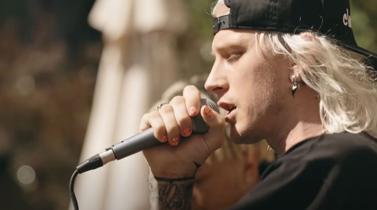 Machine Gun Kelly Cordae Doja Freestyle Traduzione Testo Significato 1 Machine Gun Kelly Doja Freestyle